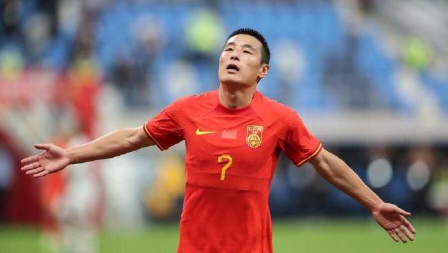 TA皇马跟队：皇马冬窗将联系姆巴佩让其提早决定夏窗是否加盟TheAthletic的皇马跟队MarioCortegana，皇马将在冬窗对姆巴佩有新动作！